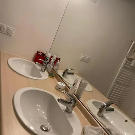 Apartment Night Light Partage *